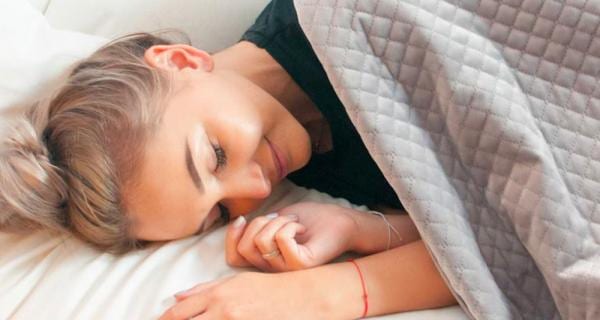 10 Weighted Blanket Benefits You Didn’t Know Before