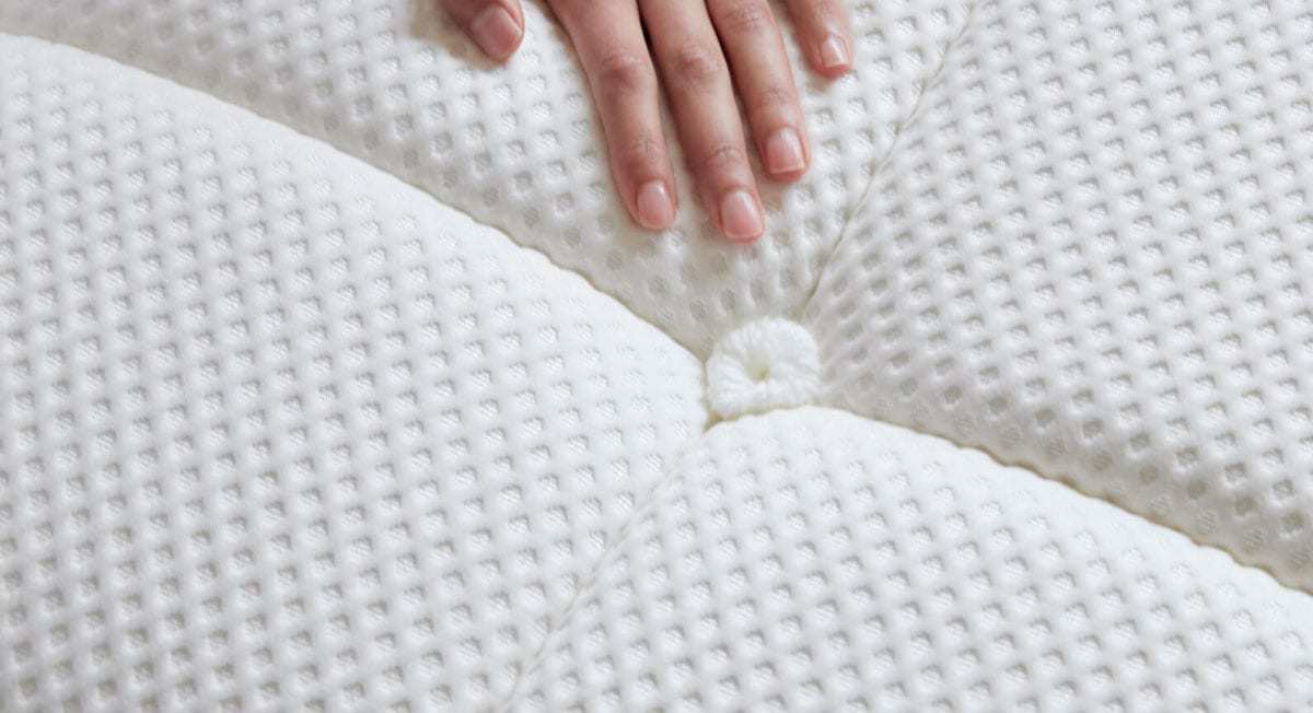 Best Mattress For Side Sleepers DreamCloud