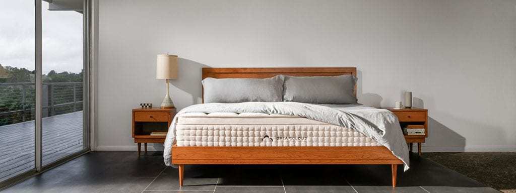 dreamcloud mattress in a box